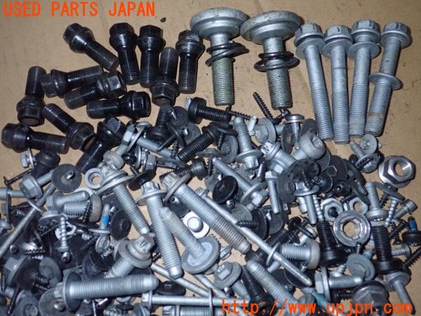 3UPJ=9235010720]BMW ミニ(MINI)クーパーD(XT15M F55)前期 ネジ・ナット・ステー類 セット ジャンク_2