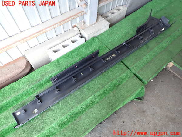 2UPJ-9235011390]BMW ミニ(MINI)クーパーD(XT15M)(F55)右サイドステップ 中古_4