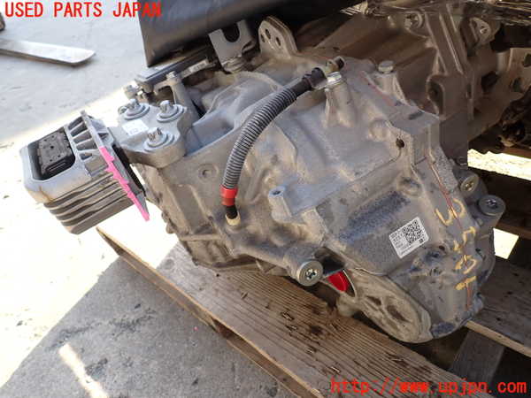 2UPJ-9235013010]BMW ミニ(MINI)クーパーD(XT15M)(F55)ミッション AT B37C15A 中古_2