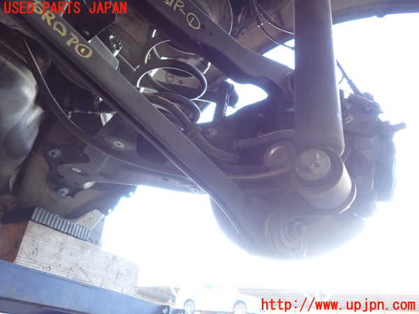 2UPJ-9235014300]BMW ミニ(MINI)クーパーD(XT15M)(F55)右リアナックルハブ 中古_2