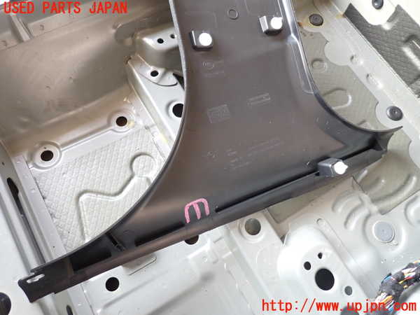 2UPJ-9235017670]BMW ミニ(MINI)クーパーD(XT15M)(F55)左センターピラートリム 中古_5