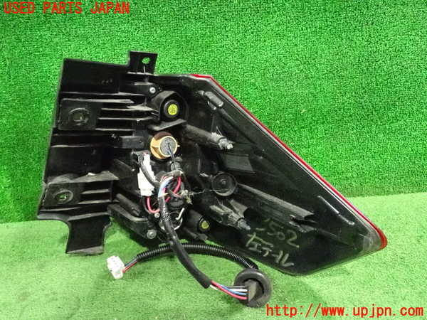 2UPJ-9235021536]エクストレイル(T32)左テールランプ 中古_3