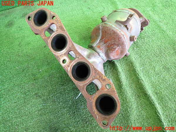 2UPJ-9235022041]エクストレイル(T32)エキマニ1 (触媒 マニバーター) 中古_2