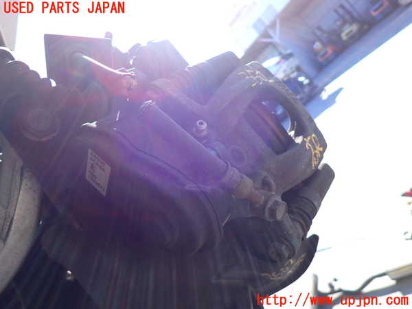 2UPJ-9235024090]エクストレイル(T32)右リアキャリパー 中古_2