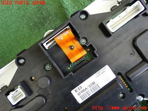 2UPJ-9235026170]エクストレイル(T32)スピードメーター 中古_3