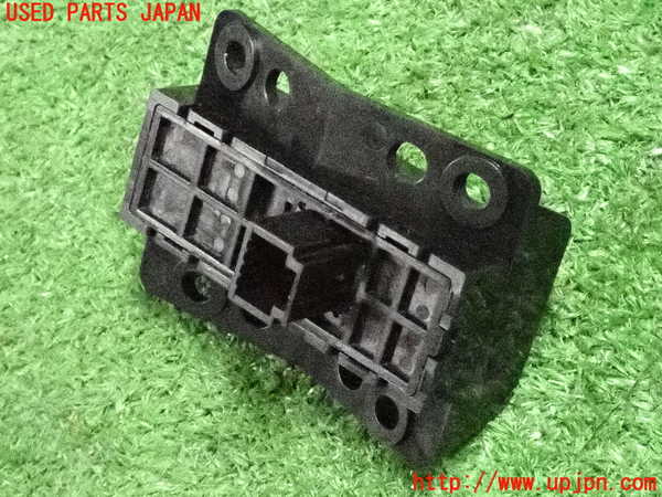 2UPJ-9235026306]エクストレイル(T32)スイッチ1 (メーター照度 TRIPRESET)  中古_2