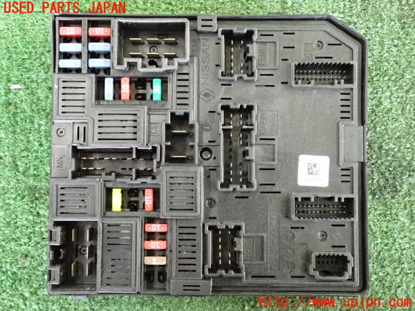 2UPJ-9235026741]エクストレイル(T32)ヒューズボックス1 (EGルーム内助手席側) 中古_4