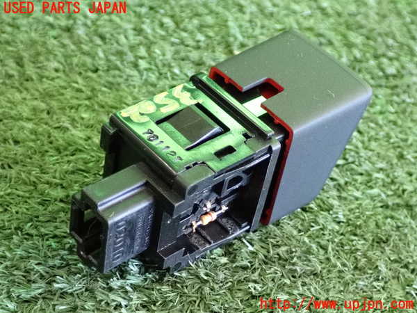 2UPJ-9235026290]エクストレイル(T32)ハザードスイッチ 中古_2