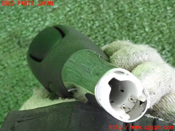 2UPJ-9235027570]エクストレイル(T32)シフトノブ 中古_4