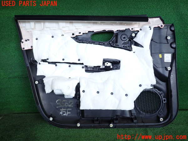 2UPJ-9235021234]エクストレイル(T32)右前ドア内張り 中古_4