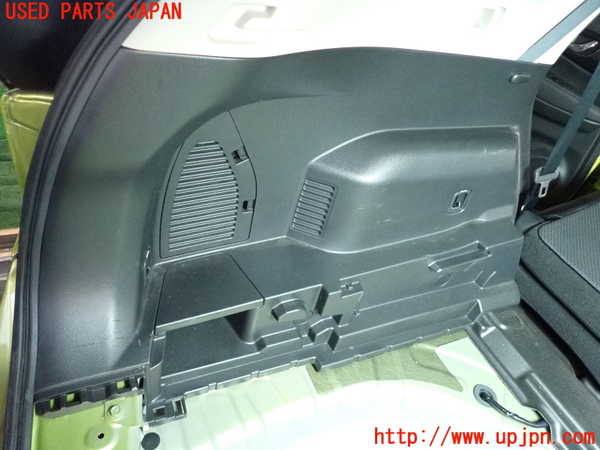 2UPJ-9235027680]エクストレイル(T32)左リアピラートリム 中古_3