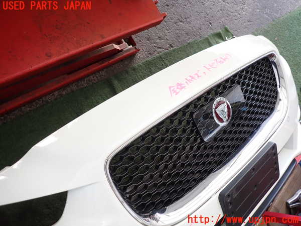 2UPJ-9235031010]ジャガー・XE(JA2NA)フロントバンパー 中古_2