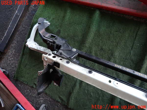 2UPJ-9235031040]ジャガー・XE(JA2NA)アッパーコアサポート 中古_2