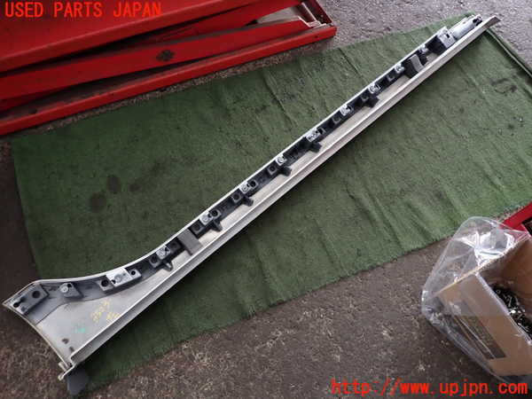 2UPJ-9235031392]ジャガー・XE(JA2NA)左サイドステップ 中古_4