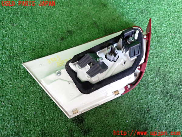 2UPJ-9235031550]ジャガー・XE(JA2NA)右リアフィニッシャー 中古_2