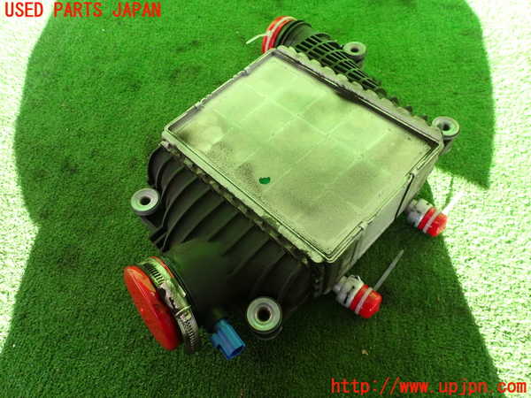 2UPJ-9235032451]ジャガー・XE(JA2NA)インタークーラー1 中古_3