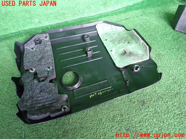 2UPJ-9235032160]ジャガー・XE(JA2NA)エンジンアッパーカバー 中古_2