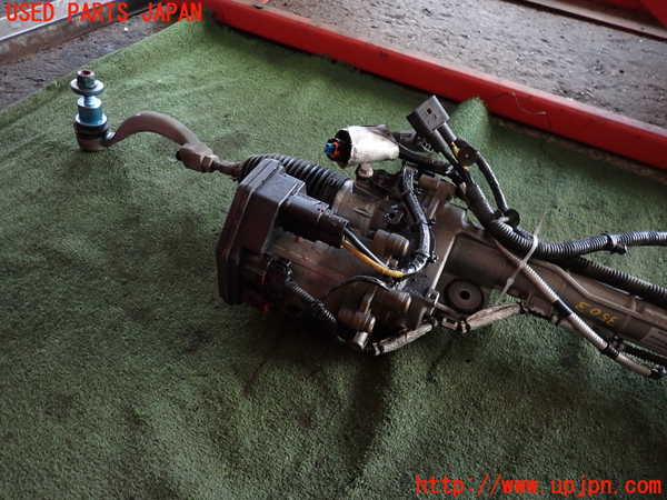 2UPJ-9235034235]ジャガー・XE(JA2NA)パワステギアボックス 中古_3