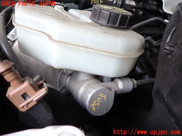 2UPJ-9235034050]ジャガー・XE(JA2NA)ブレーキマスターシリンダー 中古_2