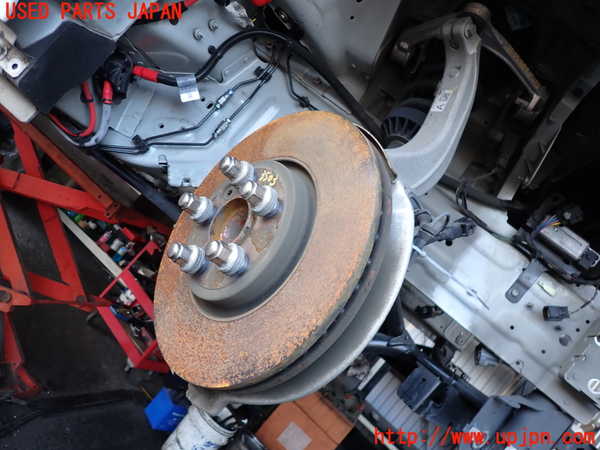 2UPJ-9235034290]ジャガー・XE(JA2NA)右フロントナックルハブ 中古_2