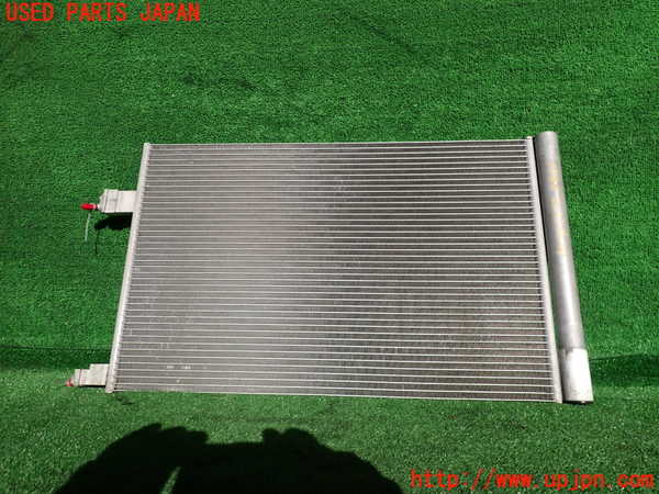 2UPJ-9235036031]ジャガー・XE(JA2NA)エアコンコンデンサー1 中古_3