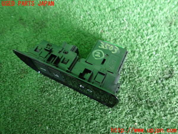 2UPJ-9235036307]ジャガー・XE(JA2NA)スイッチ2 (LDW、トランク他) 中古_2