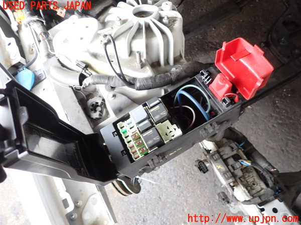 2UPJ-9235036741]ジャガー・XE(JA2NA)ヒューズボックス1 中古_2
