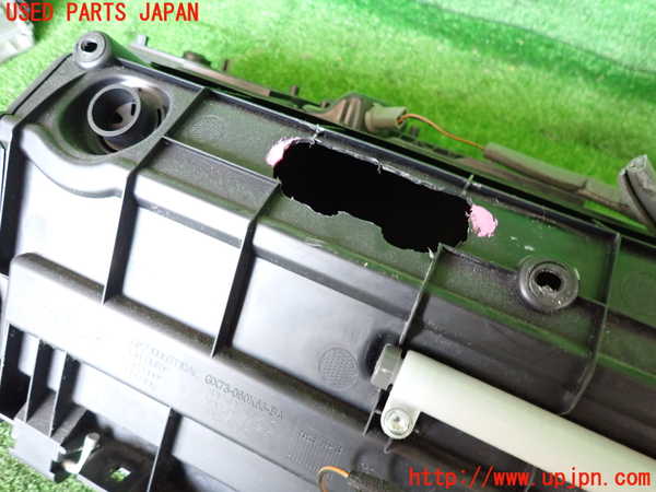 2UPJ-9235037516]ジャガー・XE(JA2NA)グローブボックス1 中古_5