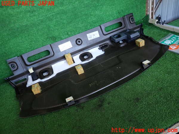 2UPJ-9235037761]ジャガー・XE(JA2NA)トノカバー1 中古_2