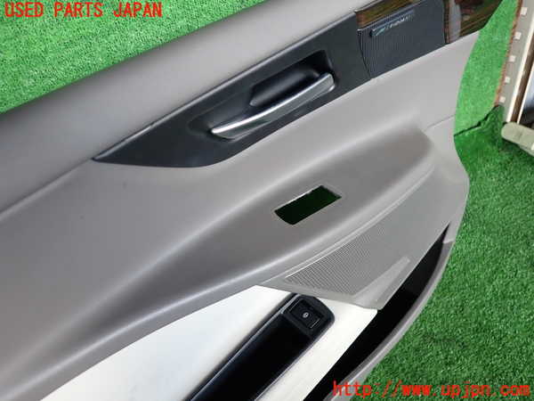 2UPJ-9235031264]ジャガー・XE(JA2NA)左前ドア内張り 中古_2