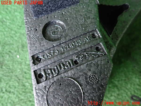 2UPJ-9235037772]ジャガー・XE(JA2NA)ラゲッジトレイ2 中古_3
