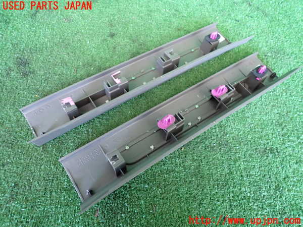 2UPJ-9235037740]ジャガー・XE(JA2NA)スカッフプレート 中古_2