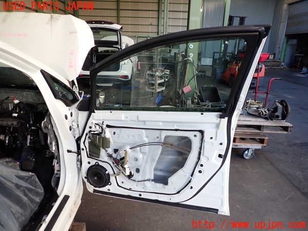 2UPJ-9235041230]日産リーフ(ZE1)右前ドア 中古(43R-00011 M308)_5