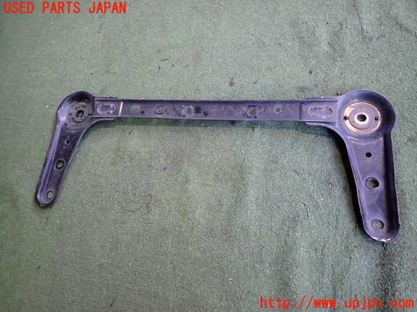 2UPJ-9235045296]日産リーフ(ZE1)メンバー1 中古_2