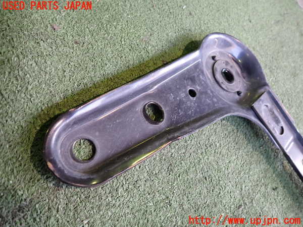 2UPJ-9235045296]日産リーフ(ZE1)メンバー1 中古_4