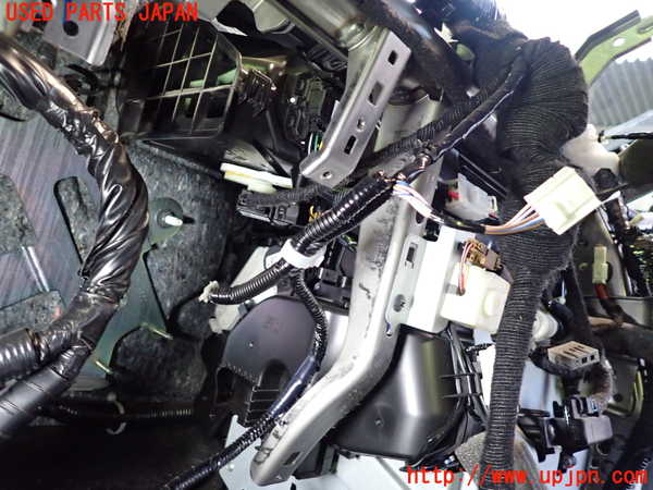 2UPJ-9235046081]日産リーフ(ZE1)エバポレーター1 中古_2