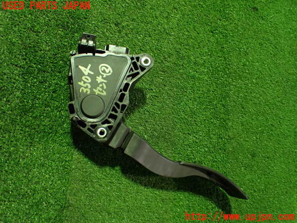 2UPJ-9235046382]日産リーフ(ZE1)センサー2 (アクセルペダル) 中古_2