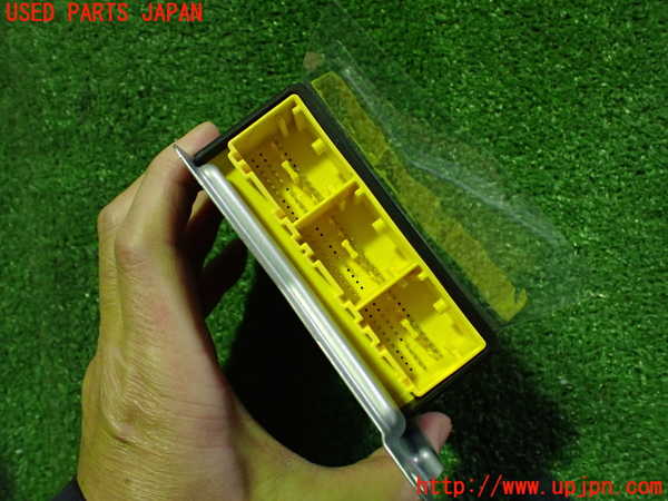 2UPJ-9235046145]日産リーフ(ZE1)エアバッグコンピューター 中古_3