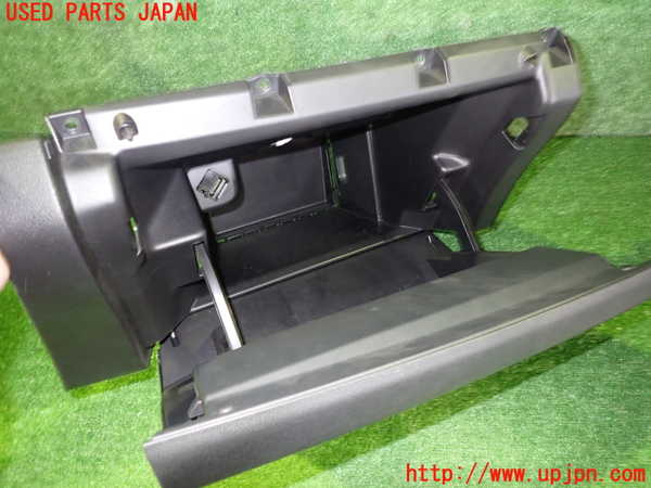 2UPJ-9235047516]日産リーフ(ZE1)グローブボックス1 中古_4