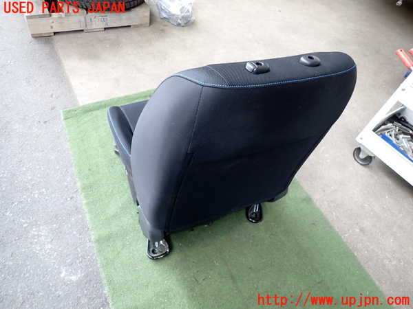 2UPJ-9235047035]日産リーフ(ZE1)運転席シート 中古_4