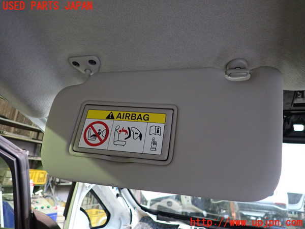 2UPJ-9235047630]日産リーフ(ZE1)室内サンバイザー左側 中古_2