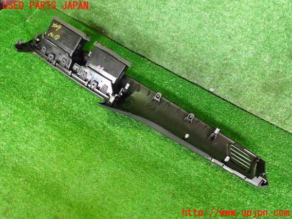 2UPJ-9235047526]日産リーフ(ZE1)エアコン吹き出し口1 (真中) 中古_2