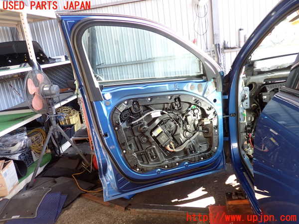 2UPJ-9235051260]ボルボ・XC40(XB420TXCM)左前ドア (43R-00049) 中古_4