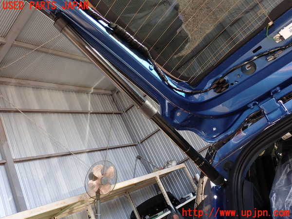 2UPJ-9235051584]ボルボ・XC40(XB420TXCM)リアゲートダンパー 中古_2