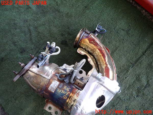 2UPJ-9235052661]ボルボ・XC40(XB420TXCM)触媒1 中古_2