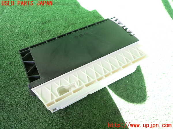 2UPJ-9235056911]ボルボ・XC40(XB420TXCM)ハイブリッドバッテリー1 中古_2