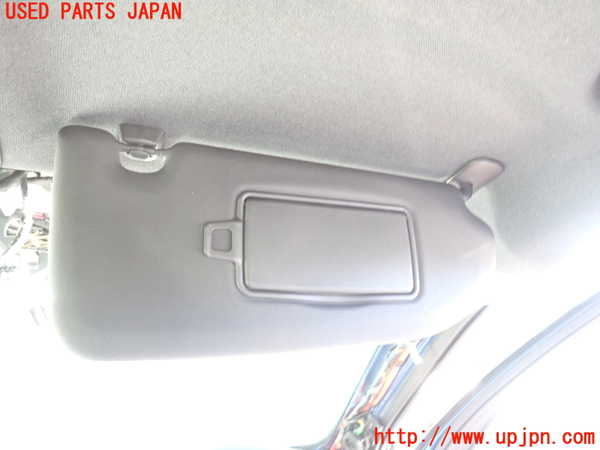 2UPJ-9235057625]ボルボ・XC40(XB420TXCM)室内サンバイザー右側 中古_2