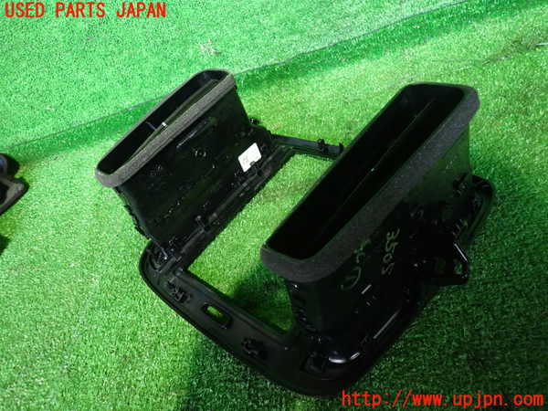 2UPJ-9235057526]ボルボ・XC40(XB420TXCM)エアコン吹き出し口1 (真中) 中古_2