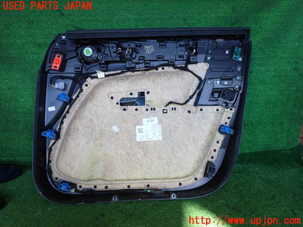 2UPJ-9235051264]ボルボ・XC40(XB420TXCM)左前ドア内張り 中古_3