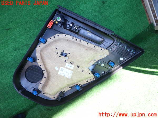 2UPJ-9235051324]ボルボ・XC40(XB420TXCM)左後ドア内張り 中古_3